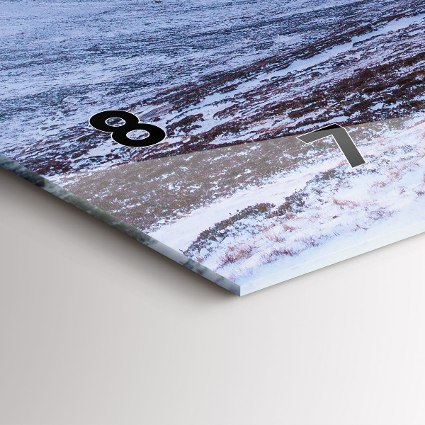 Vízszintes üvegóra Víkendház hegyekben