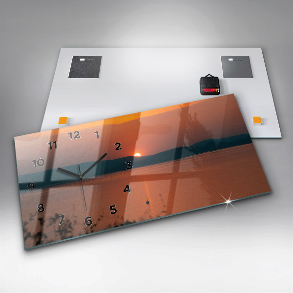 Vízszintes üvegóra Este a Balaton