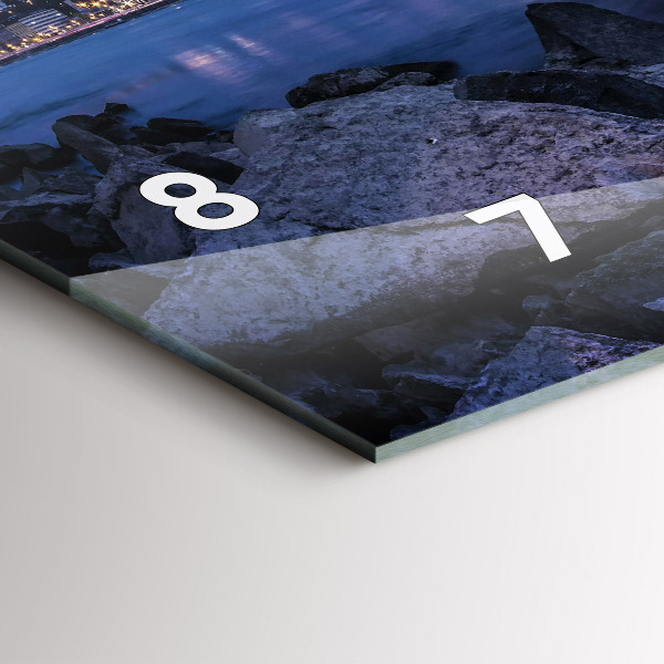 Vízszintes üvegóra Sziklás part a híd alatt