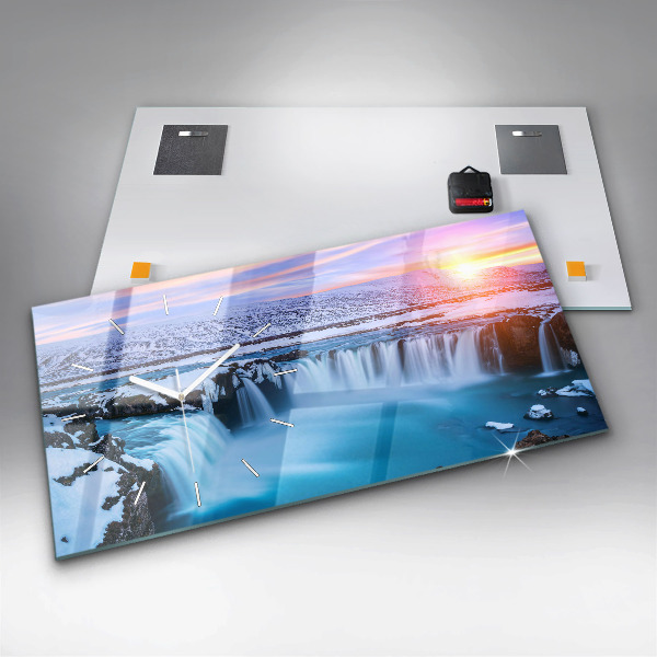 Vízszintes üvegóra Godafoss vízesés Izlandon