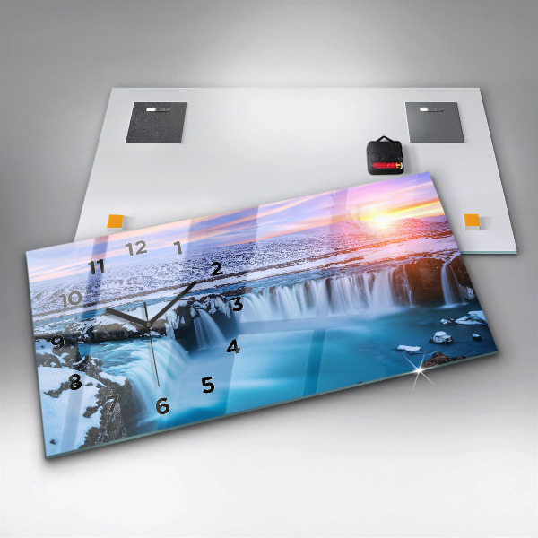 Vízszintes üvegóra Godafoss vízesés Izlandon