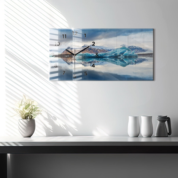 Vízszintes üvegóra Jokulsarlon-tó Izlandon