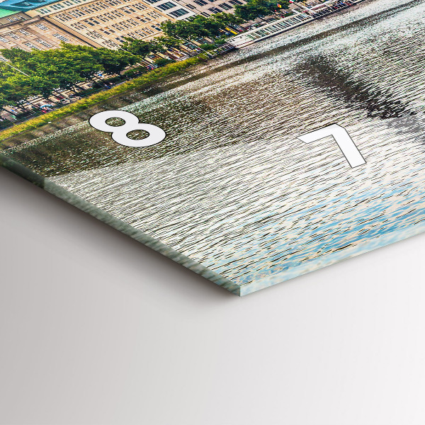 Vízszintes üvegóra Binnenalster Hamburgban