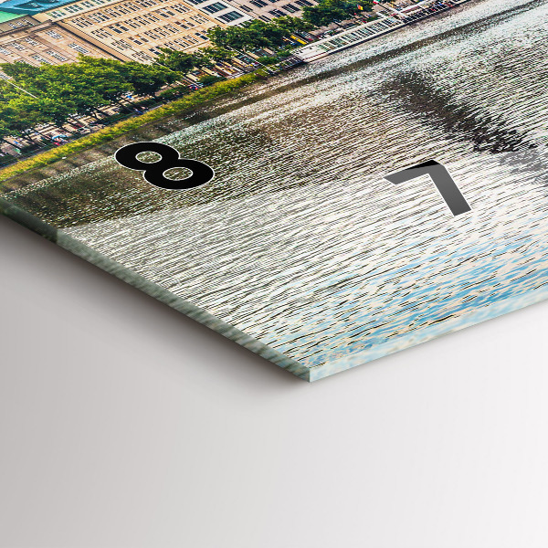 Vízszintes üvegóra Binnenalster Hamburgban