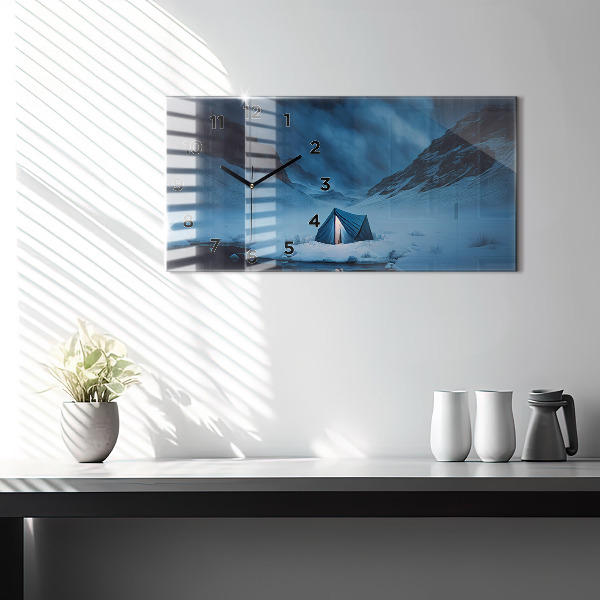 Vízszintes üvegóra Sátor Izland hegyei között