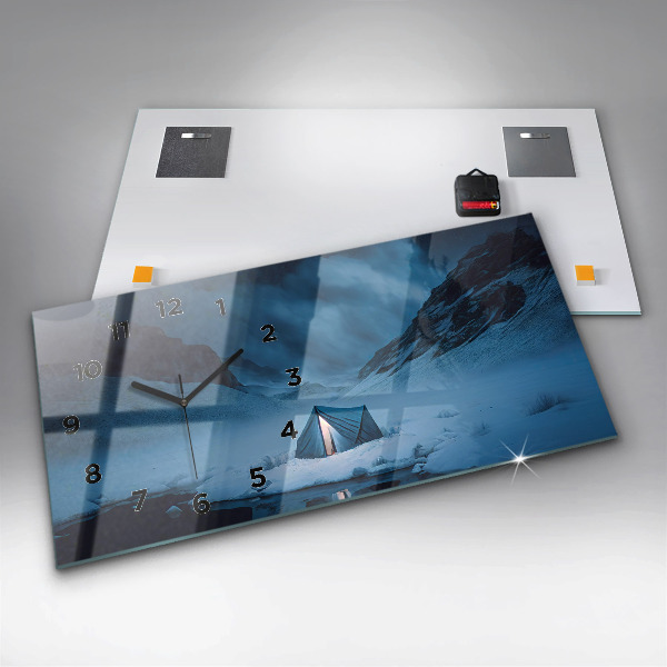 Vízszintes üvegóra Sátor Izland hegyei között