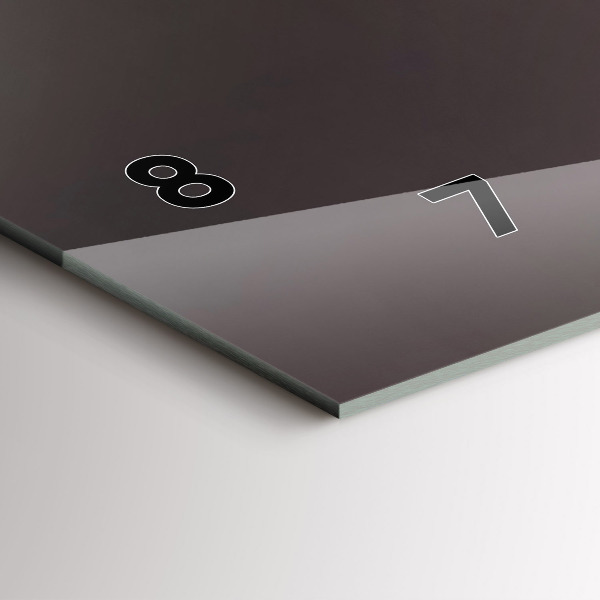 Vízszintes üvegóra Egy pohár vörösbor