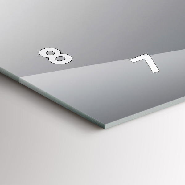 Vízszintes üvegóra Egy pohár vörösbor