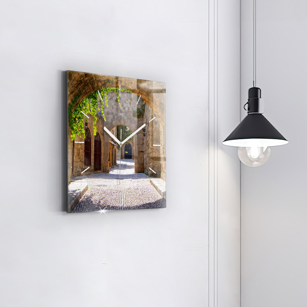 Szögletes fali üvegóra Rodosz festői utcája