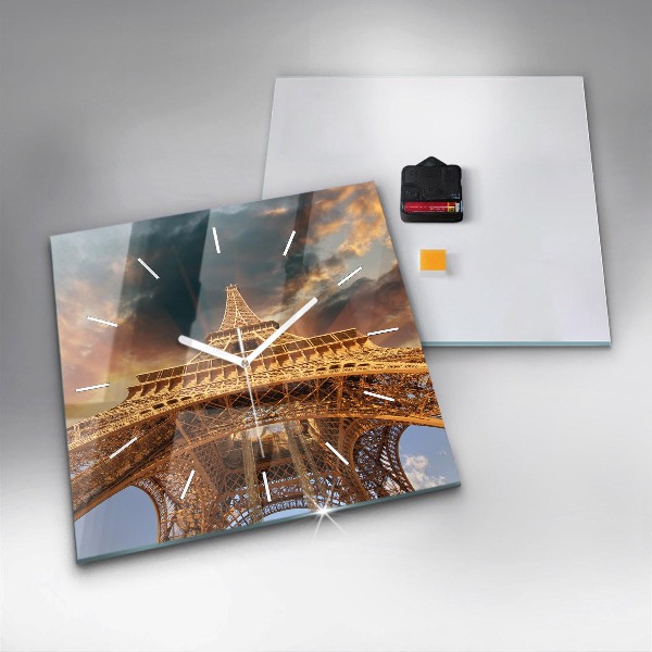 Szögletes fali üvegóra Az Eiffel-torony a felhőkkel szemben