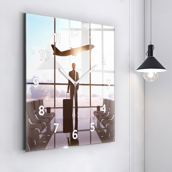 Szögletes fali üvegóra Férfi a repülőtéren