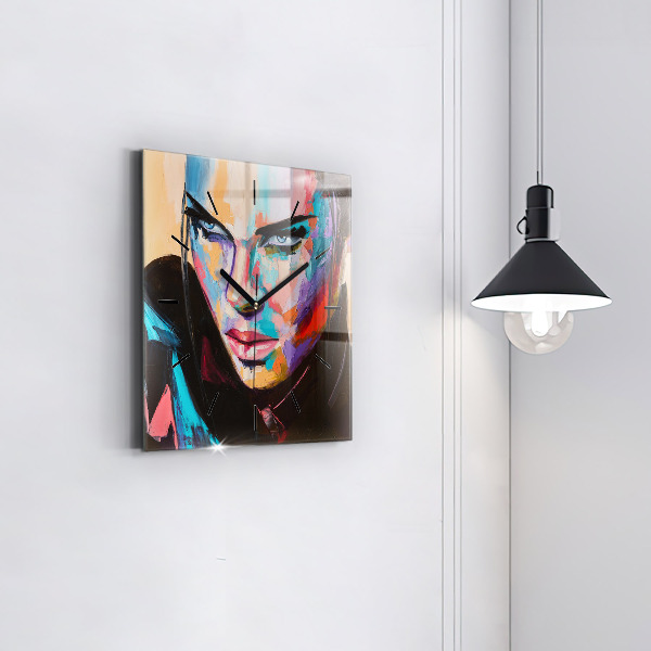 Szögletes fali üvegóra Egy nő portréja