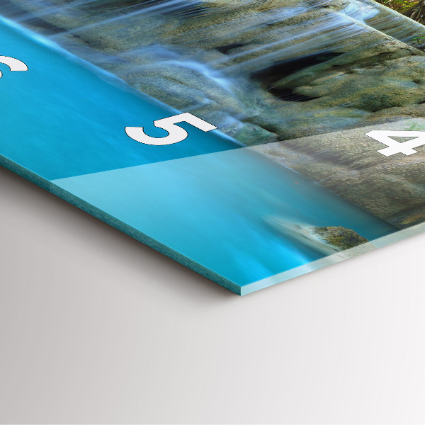 Szögletes fali üvegóra Vízesés az erdőben