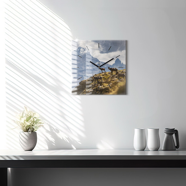 Szögletes fali üvegóra Kecske az Aosta-völgyben