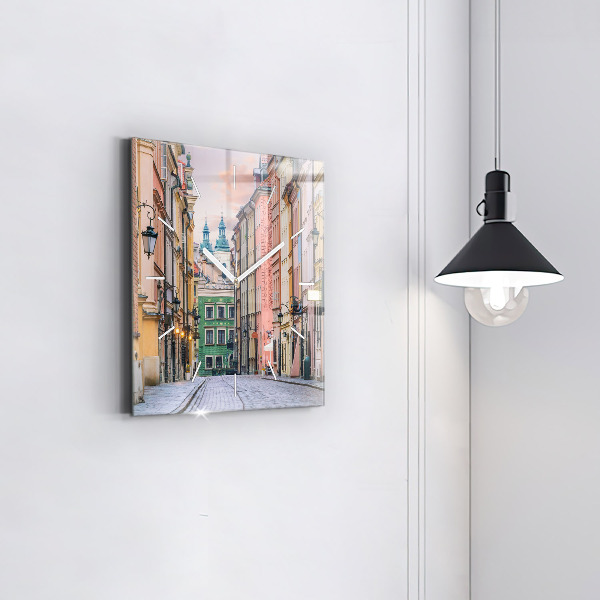 Szögletes fali üvegóra Óváros Varsóban