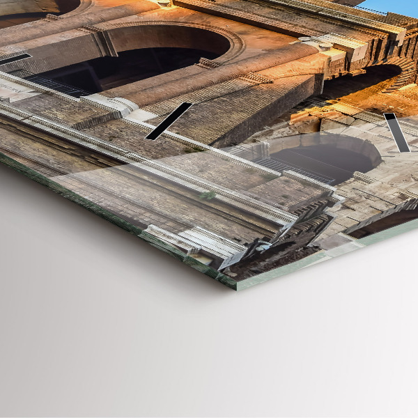 Szögletes fali üvegóra Colosseum Rómában