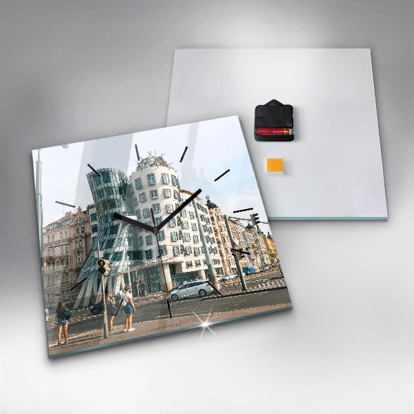 Szögletes fali üvegóra Táncoló ház Prága