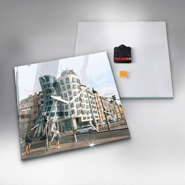 Szögletes fali üvegóra Táncoló ház Prága