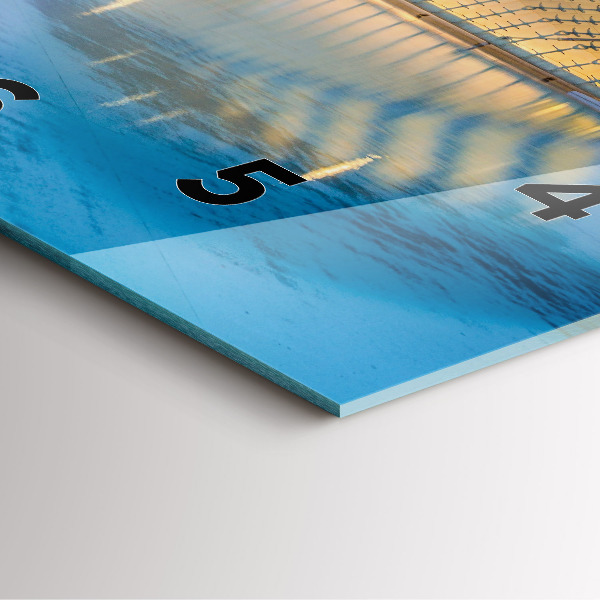 Szögletes fali üvegóra Városi naplemente