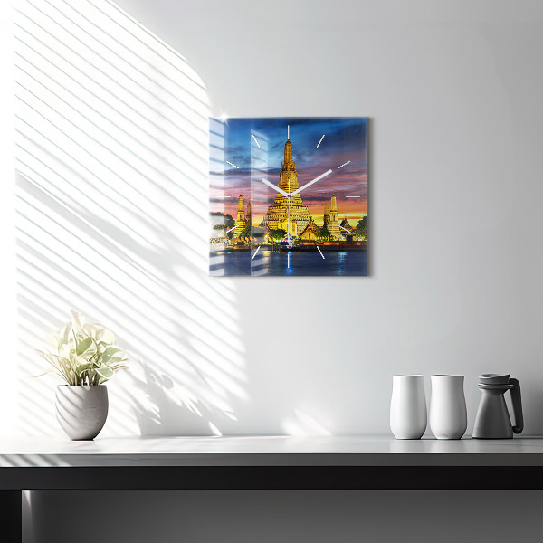 Szögletes fali üvegóra Templom Bangkokban