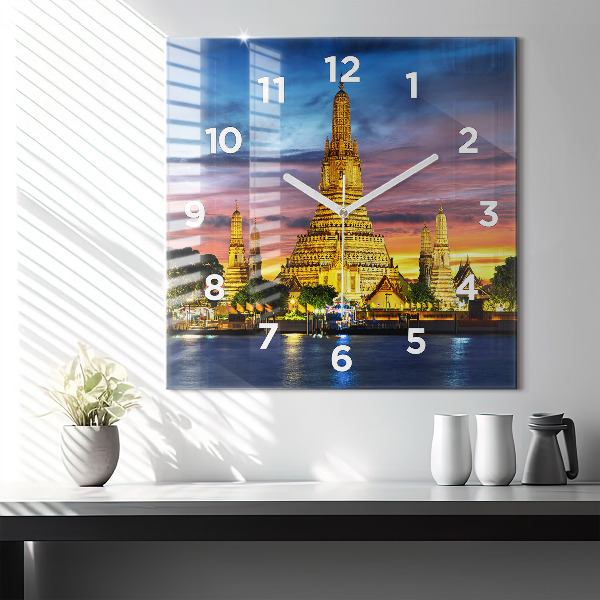 Szögletes fali üvegóra Templom Bangkokban