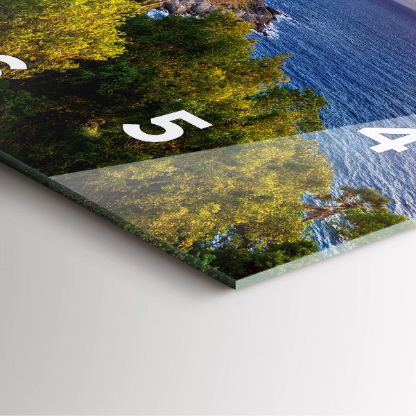 Szögletes fali üvegóra Phuket Thaiföldön