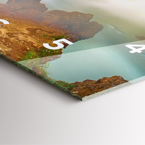 Szögletes fali üvegóra Godafoss Izlandon