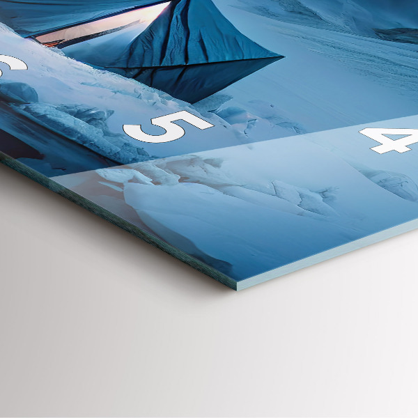 Szögletes fali üvegóra Sátor Izland hegyei között