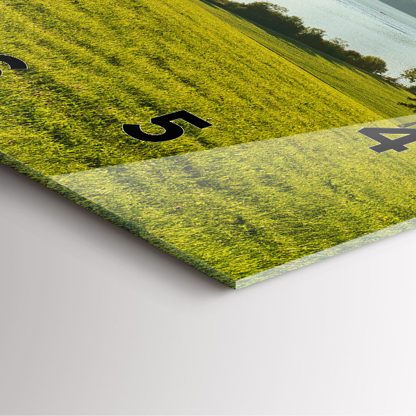 Szögletes fali üvegóra Hegyek és mező