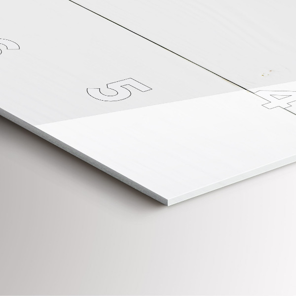 Szögletes fali üvegóra A feliratos ház