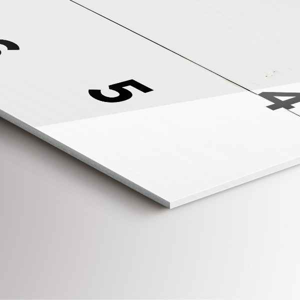 Szögletes fali üvegóra A feliratos ház