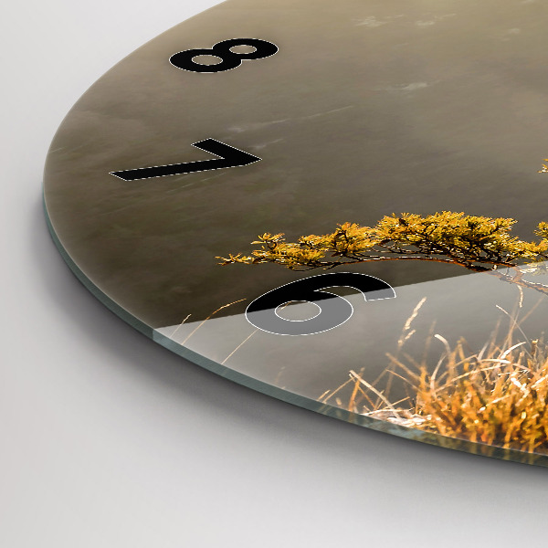 Kerek fali üvegóra Egy fa a hegyekben