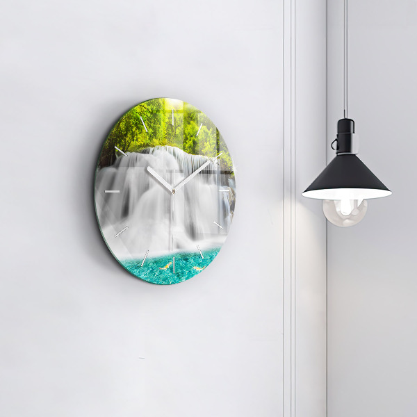 Kerek fali üvegóra Vízesés Thaiföldön