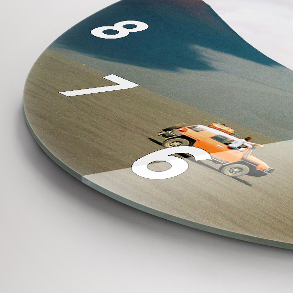 Kerek fali üvegóra Jármű a kamcsatkai sivatagban