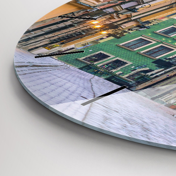 Kerek fali üvegóra Óváros Varsóban