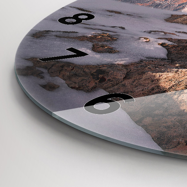 Kerek fali üvegóra Hóval borított hegy