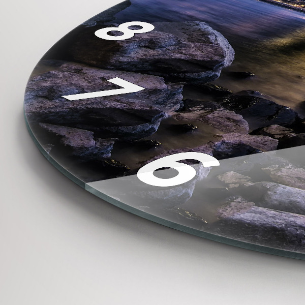 Kerek fali üvegóra Sziklás part a híd alatt