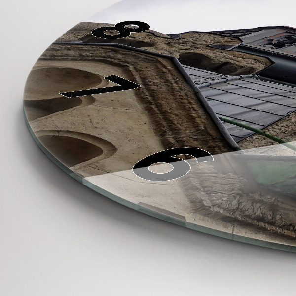 Kerek fali üvegóra Szűz Mária szobra Lyonban