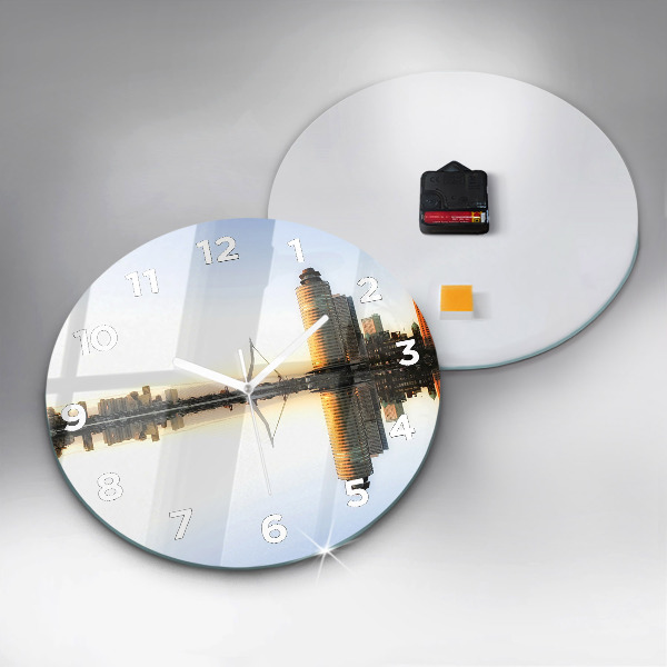 Kerek fali üvegóra Város a folyón