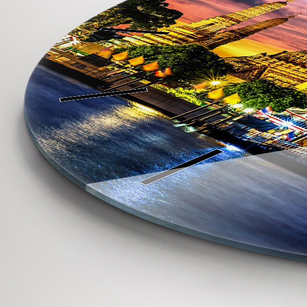 Kerek fali üvegóra Templom Bangkokban