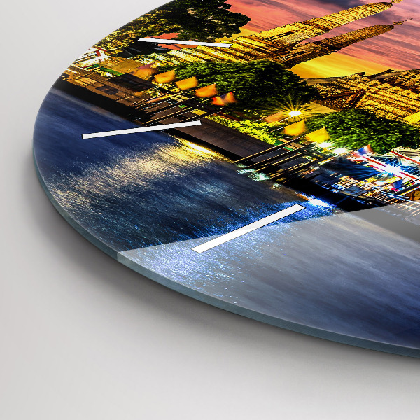 Kerek fali üvegóra Templom Bangkokban