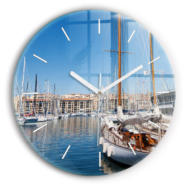 Kerek fali üvegóra Marina Marseille Franciaországban